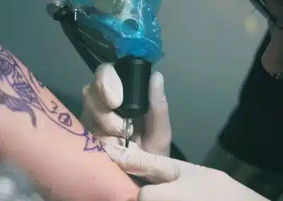 Garçon Méchant – Vidéo tatouage